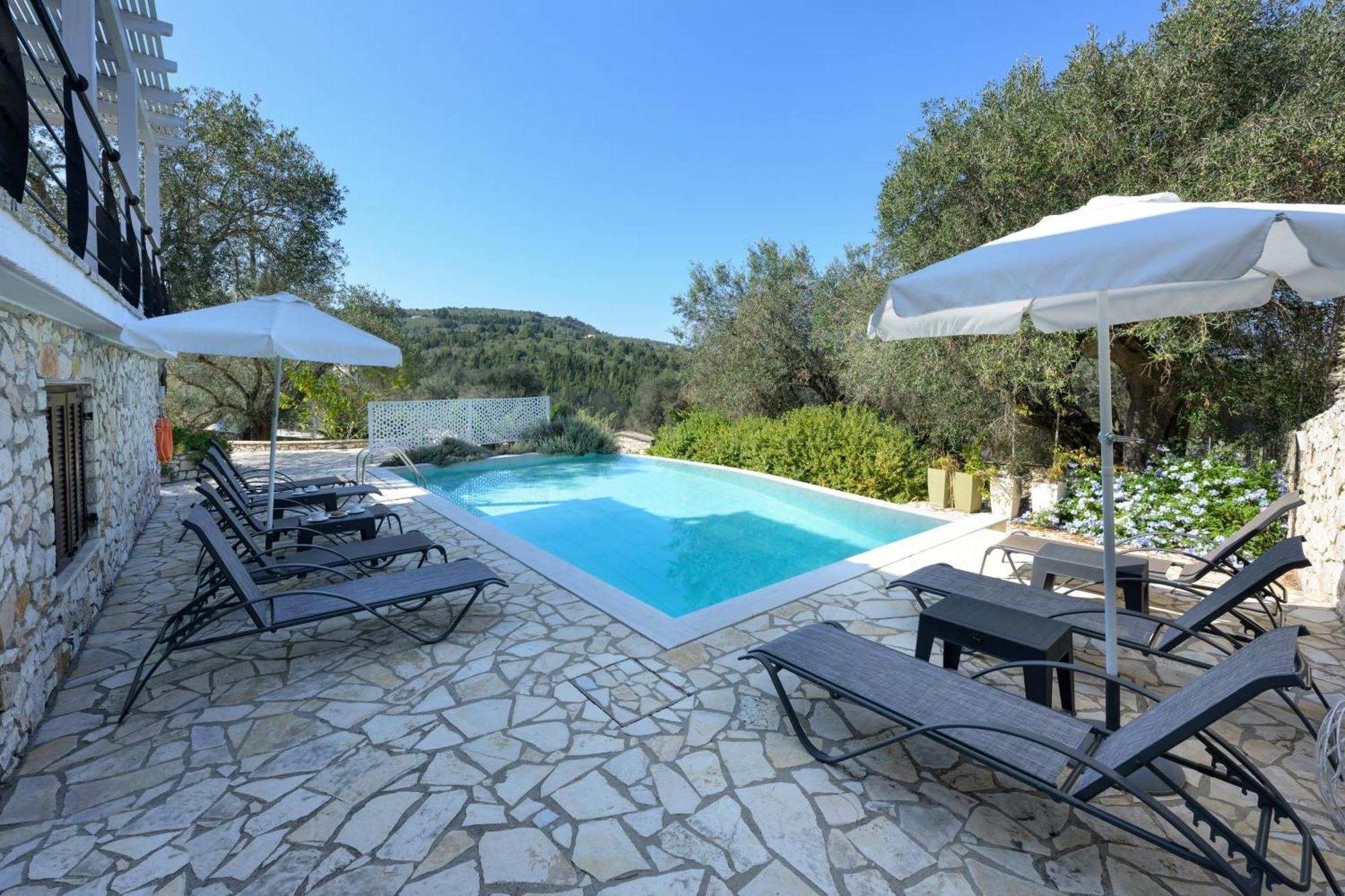 Villa Bougarini Haven Family Villa Rock Pool Oasis Jeromónahosz Kültér fotó